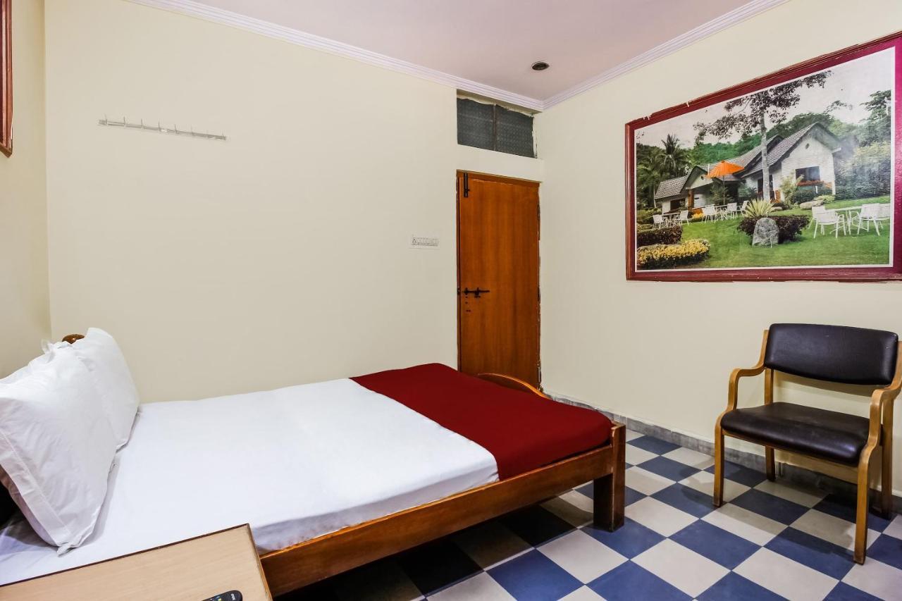 Spot On Classic Lodge Hyderabad Luaran gambar