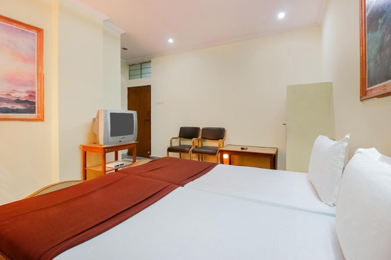 Spot On Classic Lodge Hyderabad Luaran gambar